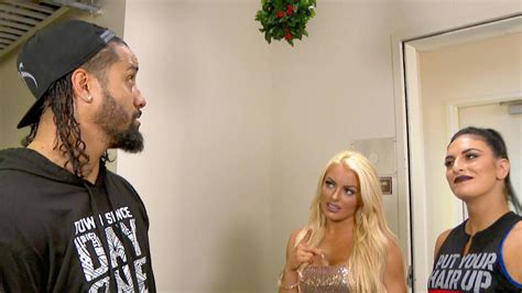 Mandy Rose Tries To Get Jimmy Uso Under The Mistletoe Smackdown Live