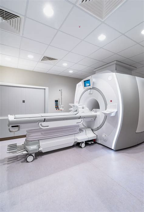 Hmt Sancta Maria Hospital Radiographer On What Its Like To Have An Mri