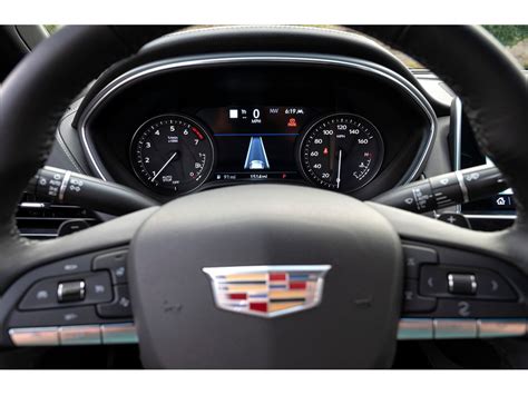 2021 Cadillac Ct5 Pictures Dashboard Us News And World Report