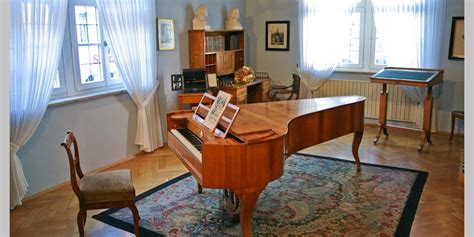 Along with his life, the multifaceted work of robert schumann, characterised by romantic love and a cheerful creative. Robert-Schumann-Haus Zwickau • Museum » outdooractive.com