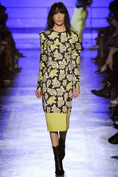 Emanuel Ungaro Fall And Winter 2014 2015 Runway Show Part 3 Style