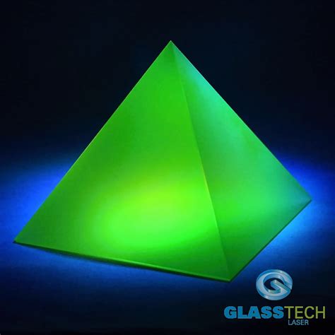 Uranium, in bulk, is not radioactive enough to be a hazard, unless. URANIUM GLASS | uranium pyramid 85X85X85 MM | GLASS-LASER.com