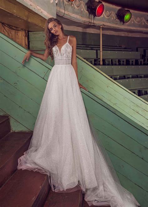 It certainly is lookinng like the pfizer vaccine is not working with the delta variant. LiRi Bridal Brautkleider - hochzeitsrausch Brautmoden