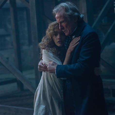 Selon la rumeur, ces crimes ne peuvent avoir été perpétrés que par le golem, une créature des légendes hébraïques d'europe centrale. Clip exclusivo de 'The Limehouse Golem' con Olivia Cooke ...