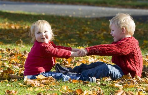 44947 Children Holding Hands Stock Photos Free And Royalty Free Stock