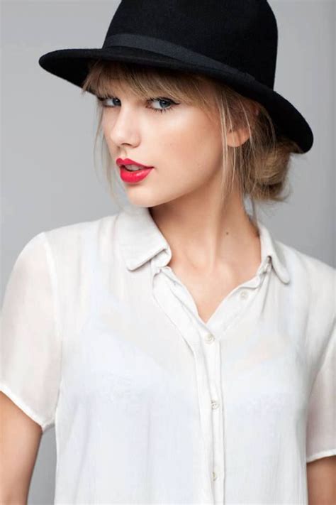 Taylor Swift Bold Red Lips White Button Down Shirt Black Hat