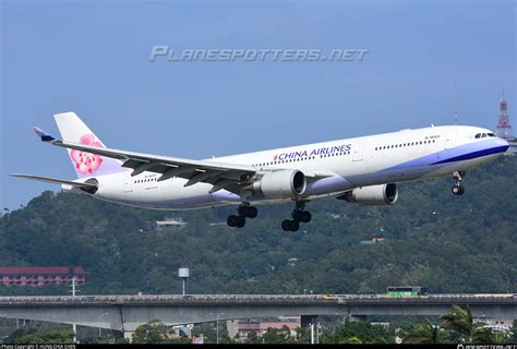 B 18353 China Airlines Airbus A330 302 Photo By Hung Chia Chen Id