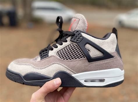 Nike Air Jordan 4 Retro Taupe Haze ハイカットスニーカー 28cm Gry Db0732 200 ★お求め