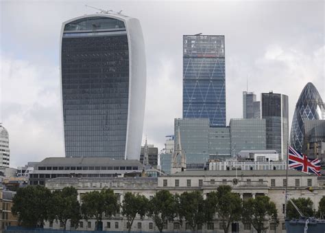 The Walkie Talkie Really Is Londons Worst Building Bloomberg