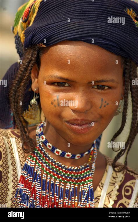 Niger Niamey African Girl In Traditionnal Clothes And A Black Coif