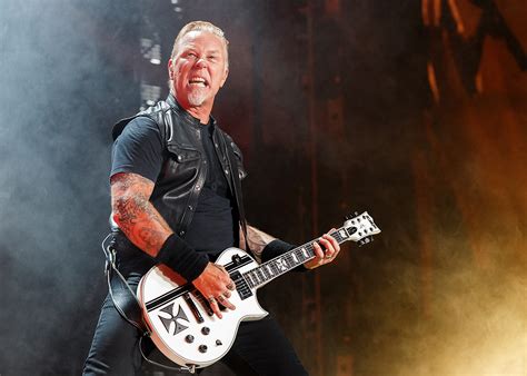 Metallicas James Hetfield Ok After Amsterdam Show Fall Rolling Stone