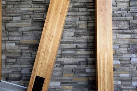 Versetta stone changed the rules on how to install stone walls with its mortarless stone panels. Ledgestone from Versetta Stone® | Canadian Stone Industries