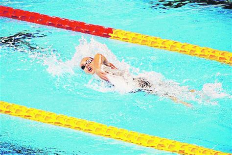 1.71 m (5 ft 7 in) weight. Köbrich, sin rival en los 400 - La Tercera