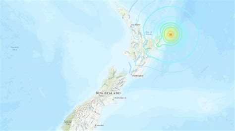 Do not wait for official warnings to evacuate. 3 massive earthquakes strike near New Zealand; tsunami ...
