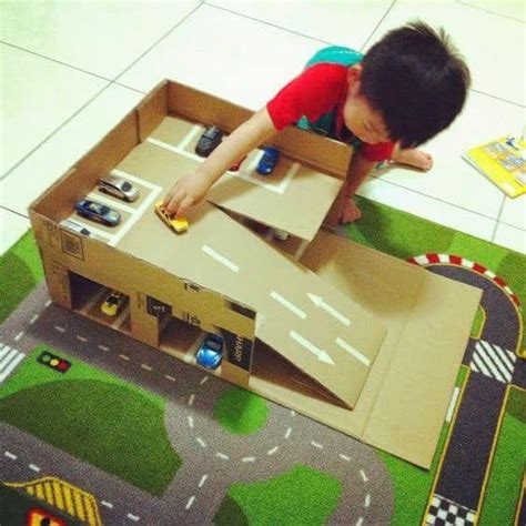 Existen un montón de juegos que puedes versionar con materiales que tienes en casa con ayuda de tus hijos o hijas. Pin de Saili Hernandez en Medios de transporte | Juegos ...