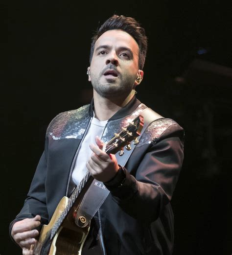 Do you like this video? Luis Fonsi heading home to Puerto Rico to assess storm damage