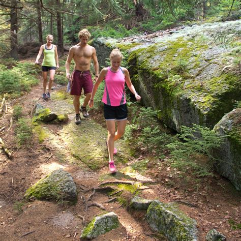7 Favorite Hiking Trails In New Hampshire Nh State Parks