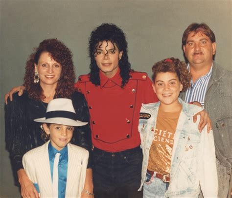 Rodzina Michaela Jacksona chce pozwać HBO za zniesławienie króla popu