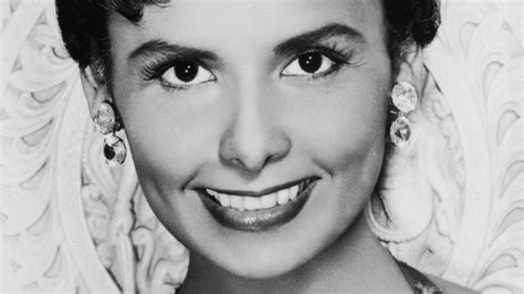 The Tragic Real Life Story Of Lena Horne
