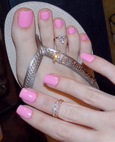 pretty toe nails cute toe nails pretty toes pink toes pink nails manicure y pedicure
