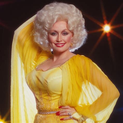 dolly parton reveals why she sleeps in her makeup r thiscelebrity