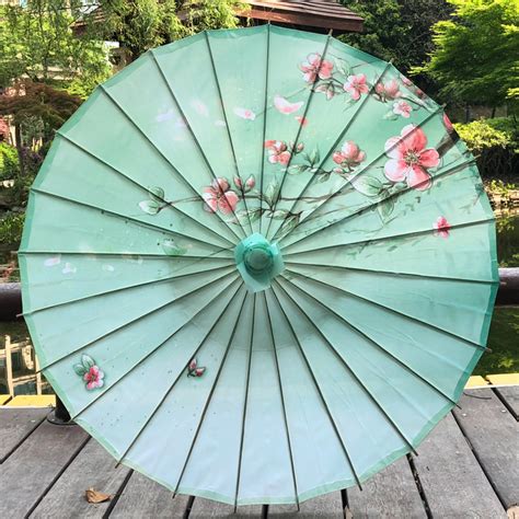 Greenlans Silk Umbrellas Chinese Vintage Classical Handmade Oil Paper Umbrella Wooden Handle