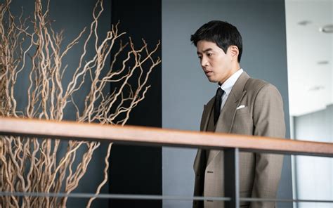 Pyo Ye Jin Is Taken Aback By Lee Sang Yoon’s Cold Shoulder In “vip”