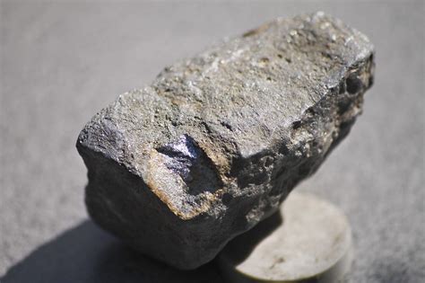 Nrw.bank erweitert förderportfolio für nachhaltiges bauen. Small (i.e. fits in the hand) rock found in coarse gravel ...