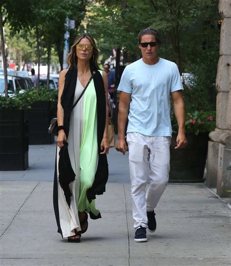 Heidi klum rocked a full versace look for america's got talent on tuesday and we're big fans. Heidi Klum and boyfriend Vito Schnabel out to lunch in New ...