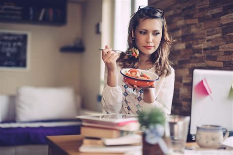 Always Hungry? 8 Reasons You Can't Stop Eating | The Healthy