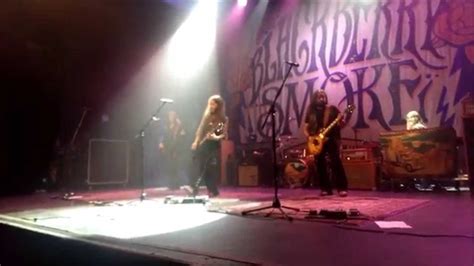 Rock n roll it smoke. Rock n roll again - Blackberry Smoke - London UK - YouTube
