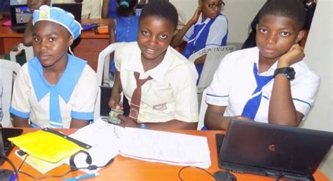 Inspiring Girls In Sub Saharan Africa To Pursue Careers In Stem Waaw Foundation