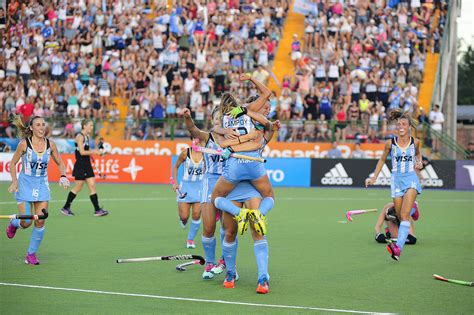 Fernando francisco gonzález ciuffardi (american spanish: Estadio Mundialista de Hockey "Luciana Aymar"