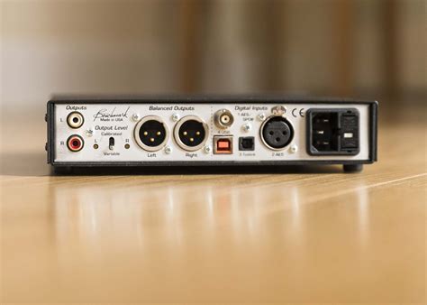 Closed Benchmark Dac1 Usb Dac And Pre Amplifier Usb Spdif Aes