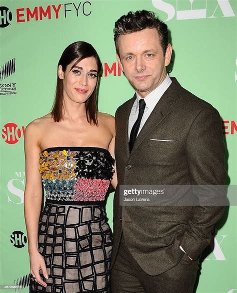 Actress Lizzy Caplan And Actor Michael Sheen Attend Showtimes News Photo Getty Images