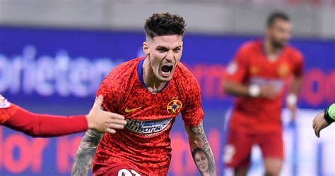 Dennis man is a free agent in pro evolution soccer 2020. Dennis Man, pe urmele lui Mutu: "Jucătorul și-a dat ...