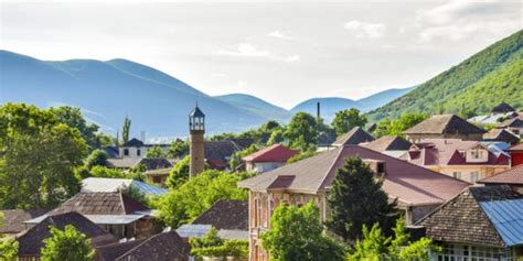 The european social charter is a council of europe treaty which guarantees social and economic human rights. De 10 mooiste bezienswaardigheden van Azerbeidzjan | Onze ...