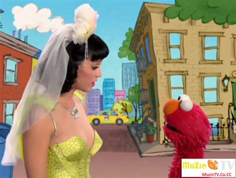 Katy Perry Sings “hot N Cold” With Elmo On Sesame Street Muzictv