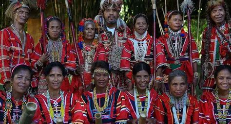 ang kultura ng aking komunidad paniniwala kaugalian tradisyon davao by teacher juvy kulturaupice