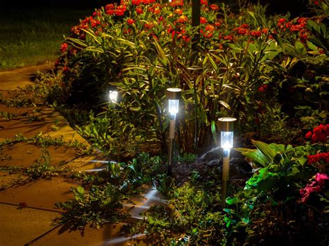 How To Make Solar Lights Work Better How To Restore The Power Facts