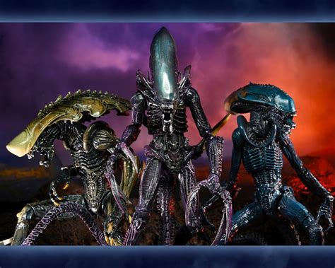 Neca Toys Aliens Vs Predator Arcade Game Figures Get Movie Treatment