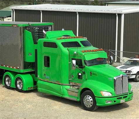 Kenworth Custom T 660 With Matchin Reefer Big Rig Trucks Tow Truck