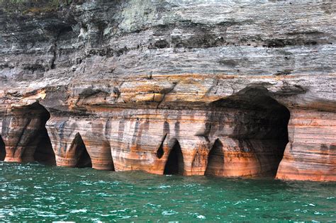 Miners Castle Kayak Or Swim Through These Caves Michigan Travel