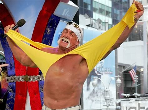 Hulk Hogan Sex Tape Grainy Footage Shows Wrestler In Bed With Unidentified Brunette National Post