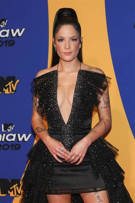 America to honor the best of latin. Halsey - 2019 MTV MIAW Awards in Mexico City • CelebMafia