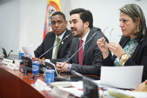 aprueban en tercer debate proyecto que acorta las vacaciones de los congresistas