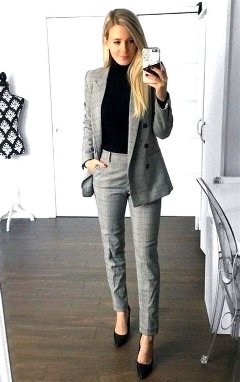 27 Cute Professional Work Outfits Ideas For Women 2020 Pinmagz In 2020 Professional Work