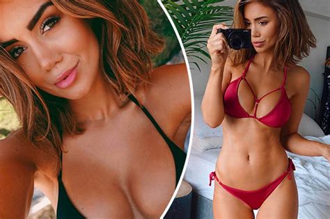 Perfect Boobs Travel Blogger Pia Muehlenback Wows Instagram With Red