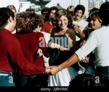 CIRCLE OF TWO Tatum O Neal 1980 C World Northal Courtesy Everett