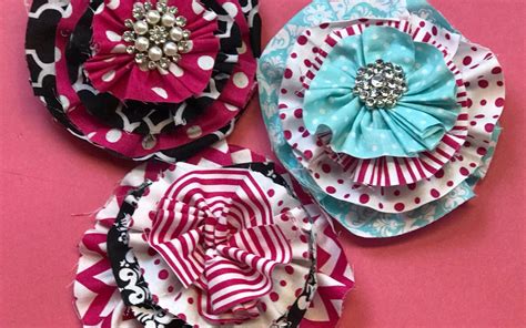 How To Make A Fabric Flower Easy Diy Fabric Flowers Tutorial